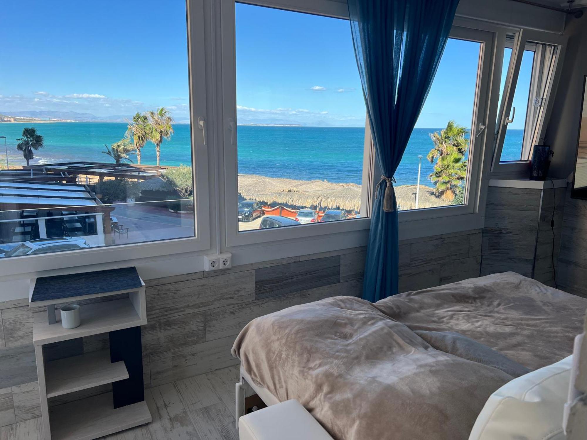 La Mata Apartment On The First Line Of The Sea Torrevieja Extérieur photo